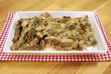 Kremalı Biftek Tarifi ve Malzemeleri Kremalı Biftek Tarifi ve Malzemeleri